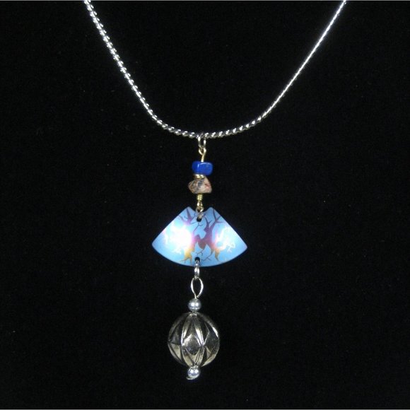 UPCYCLED Silvertone Chain Necklace 18 Inch Pendant Dangle Iridescent Statement - Picture 5 of 7